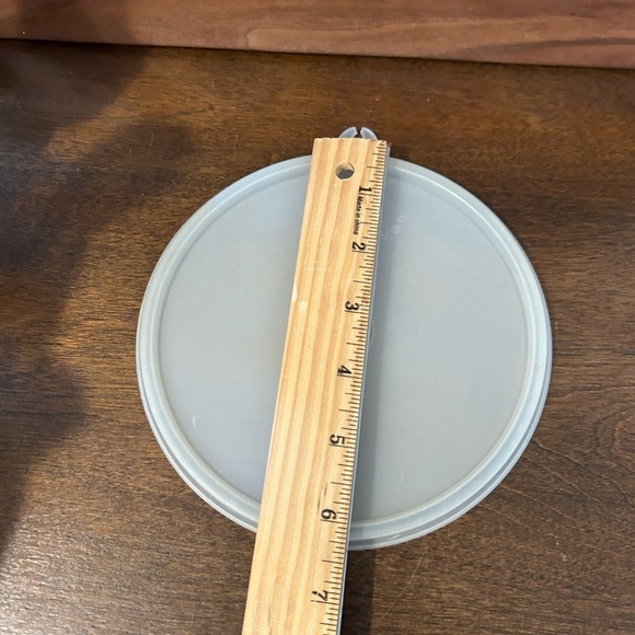 Tupperware Clear / Frosted Replacement Lid C 227-23 Good Condition - Picture 3 of 5